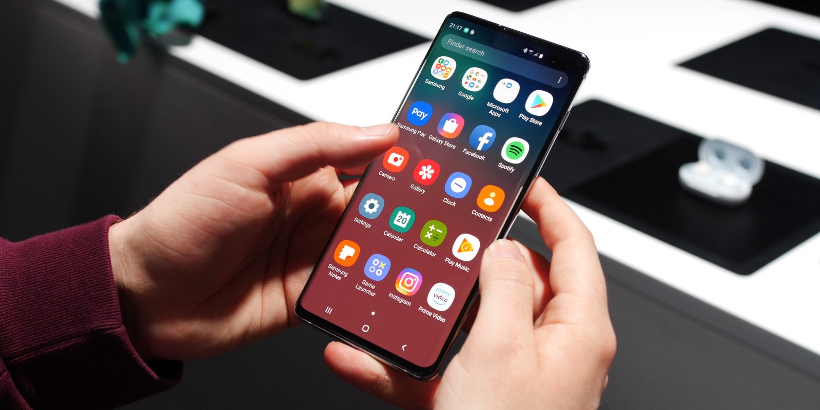 How To Schedule The Auto Restart Feature On Galaxy S10 Devices